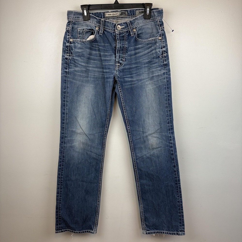 BKE Derek Straight Jeans Mens 30x30 Medium Wash Blue Distressed Button Fly Denim